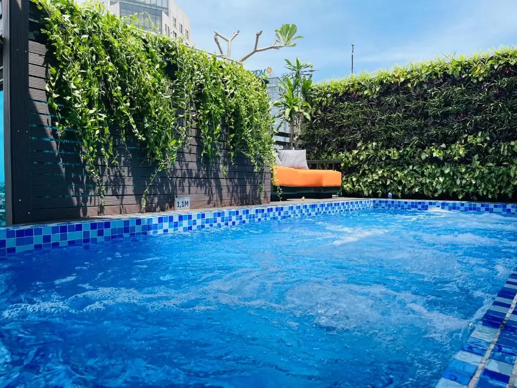 Shining Central Hotel & Spa
